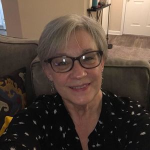 Meet your Posher, Debbie